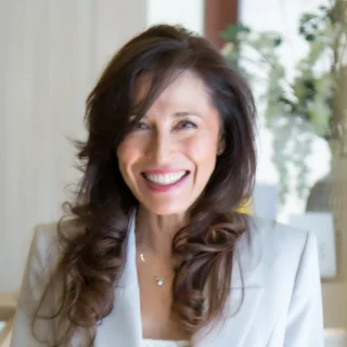 Dra. Eva García Hervías, directora médica de Clínica Lunik